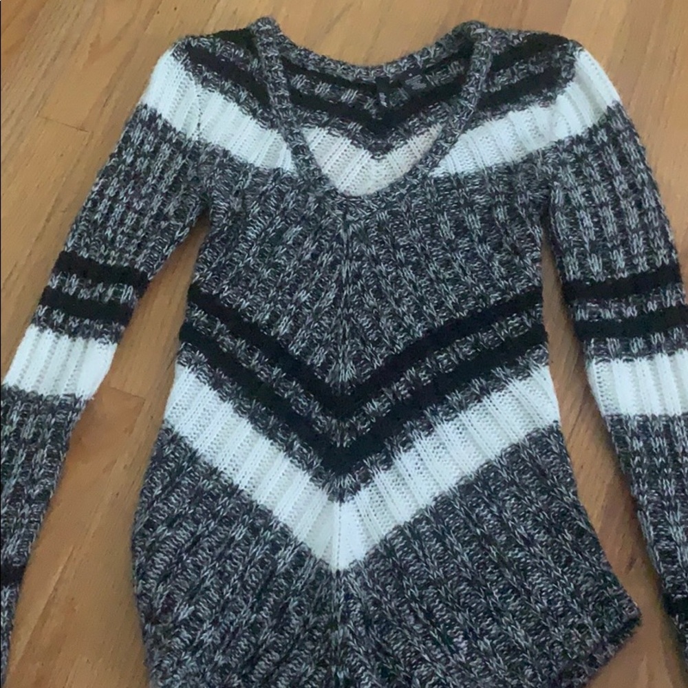 Cozy V-Neck Sweater